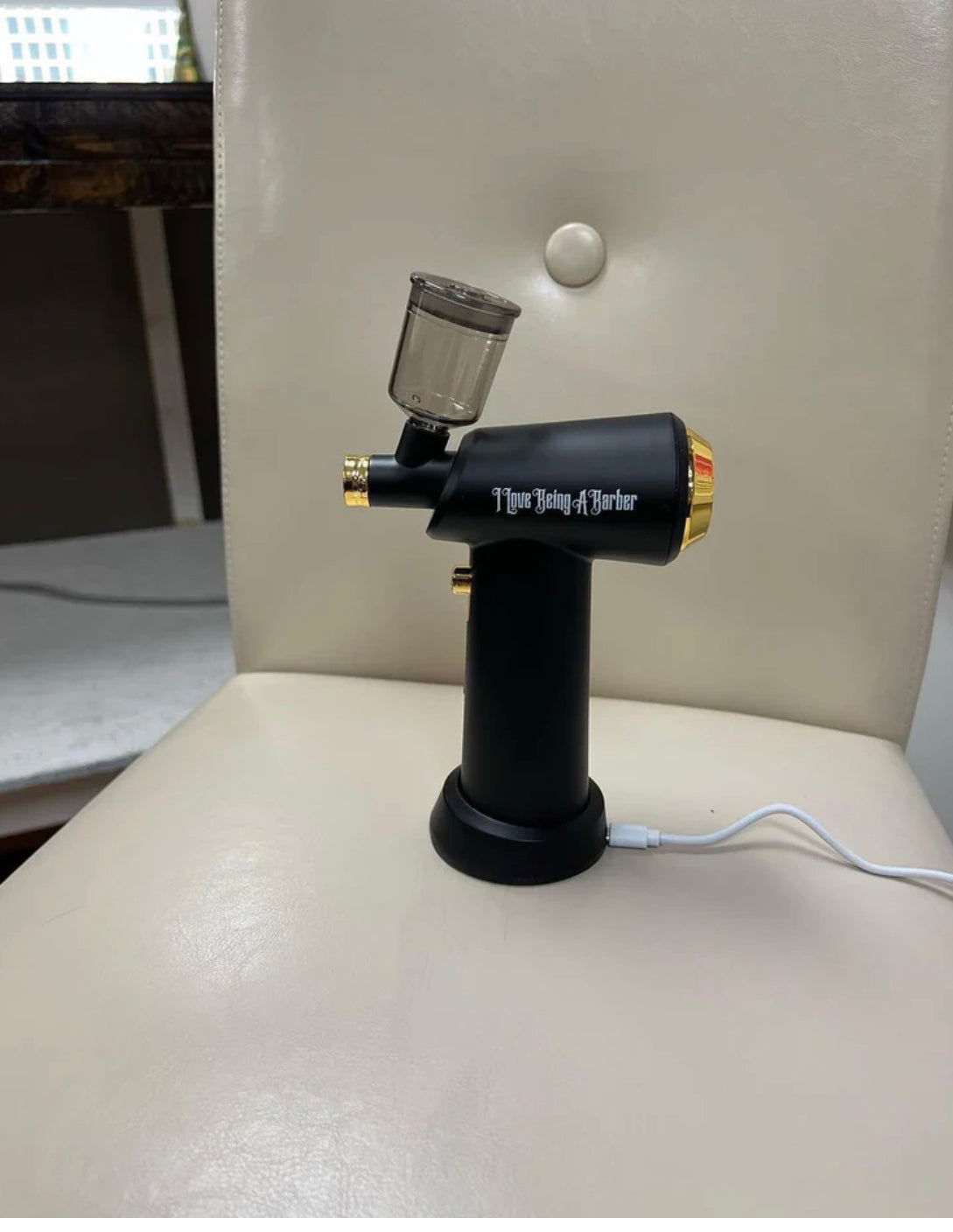 Cordless airbrush compressor