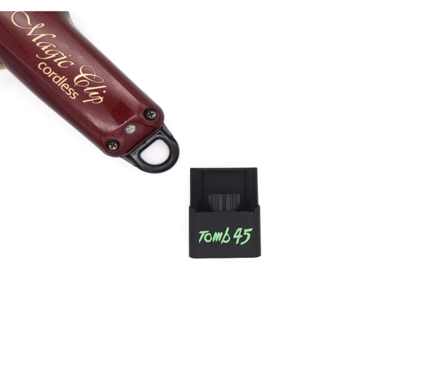 WAHL 2.0 Plastic Clipper Wireless Charging Adapter for WAHL Magic Clip, Sterling 4, or any WAHL cordless clipper with a plastic body